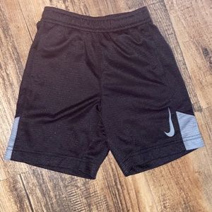 black Nike shorts size 4T
